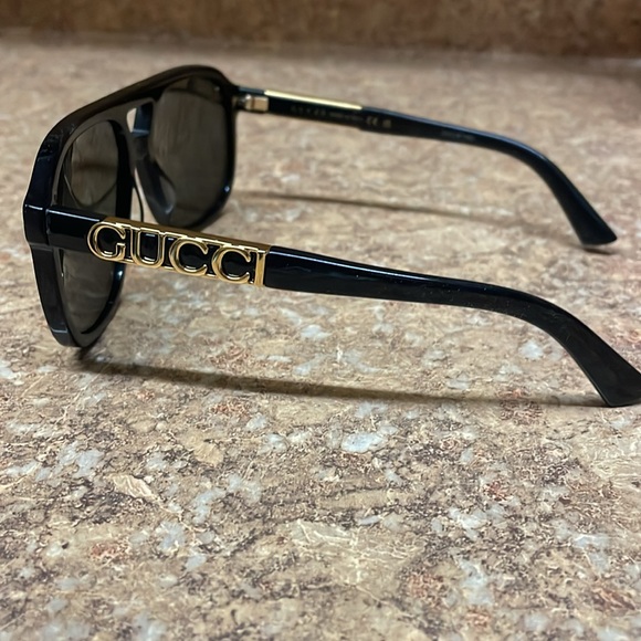 Gucci aviator sunglasses - Picture 5 of 9